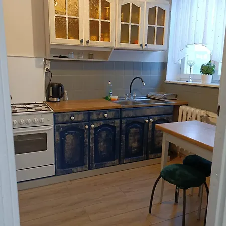 Duza Kawalerka Kossaka 12b -balkon -dla Max 4osob Przy Galeri Kasztanowa Centrum *