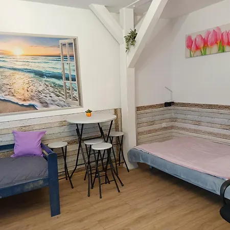 Διαμέρισμα Duza Kawalerka Kossaka 12b -balkon -dla Max 4osob Przy Galeri Kasztanowa Centrum Piła